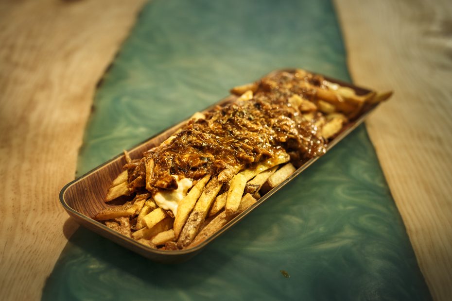 Patatas con carne desmechada